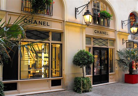 chanel paris france flagship store|coco chanel boutique in paris.